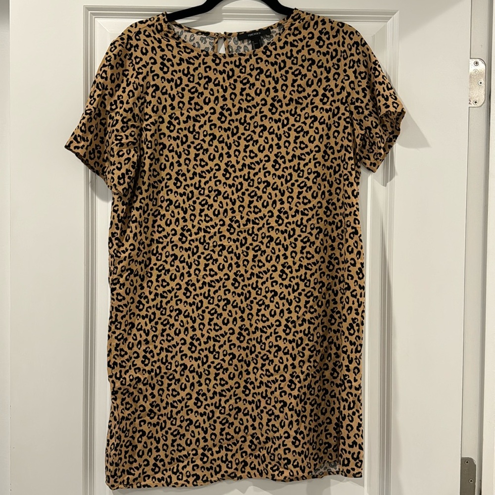 Cheetah tee shirt dress